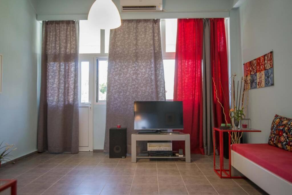 Вилла Ανακαινισμενη Μονοκατοικια 125 Τμ Στο Κεντρο Με Κηπο Missolonghi Экстерьер фото